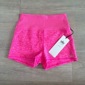 NWT Alo Airlift Shorts